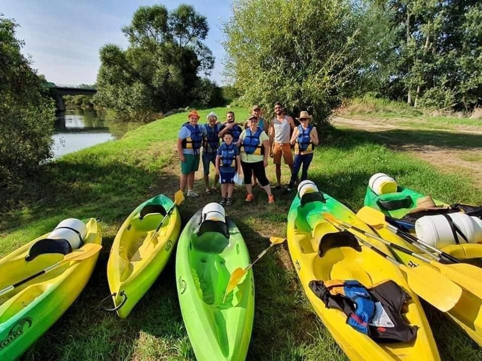Au Soleil De Picardie Presles-et-Boves Exteriör bild